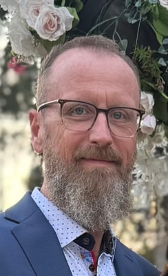 Portrait of Darcy Manderson, Co-Founder and VP of Marketing at Shinydocs